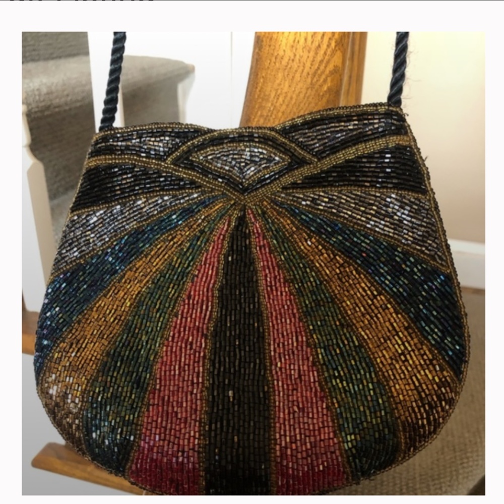 Gorgeous Multi Color Beaded Evening Bag. 6.5”(H)x7.5”(W) Excellent Condition.